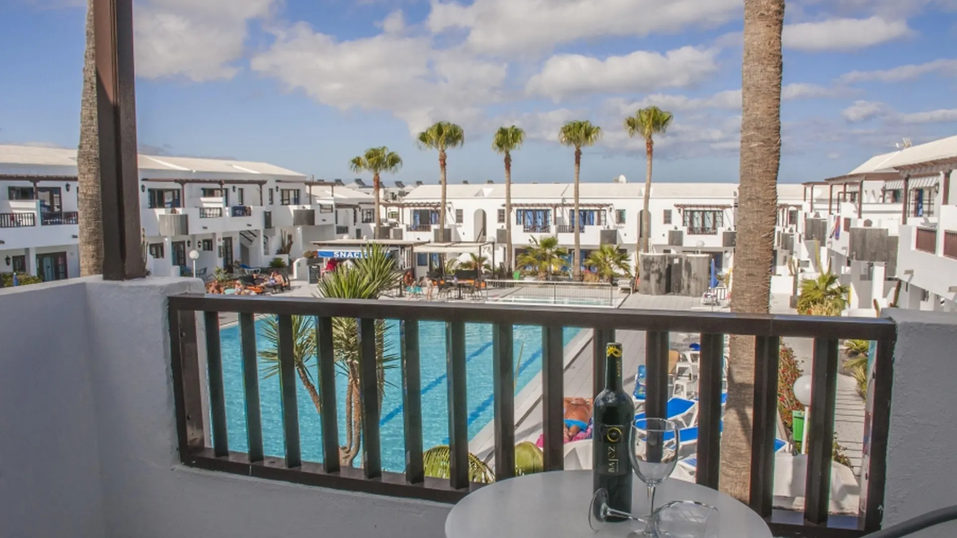 Plaza Azul Aparthotel Puerto del Carmen  2*, Puerto del Carmen (Lanzarote)