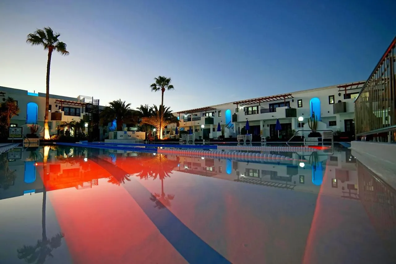 Plaza Azul Aparthotel Puerto del Carmen  2*, Puerto del Carmen (Lanzarote)