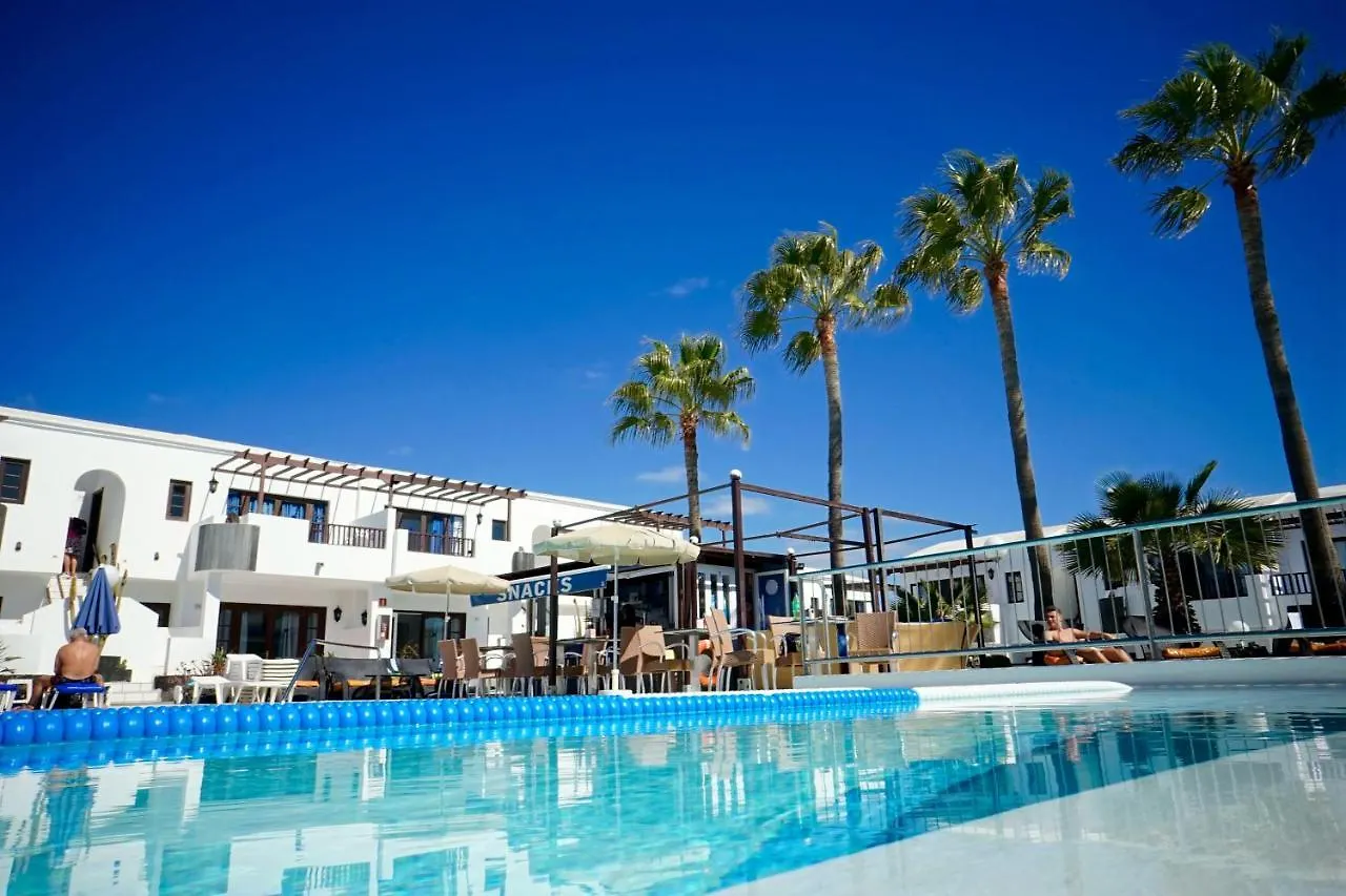 Plaza Azul Aparthotel Puerto del Carmen  2*, Puerto del Carmen (Lanzarote)