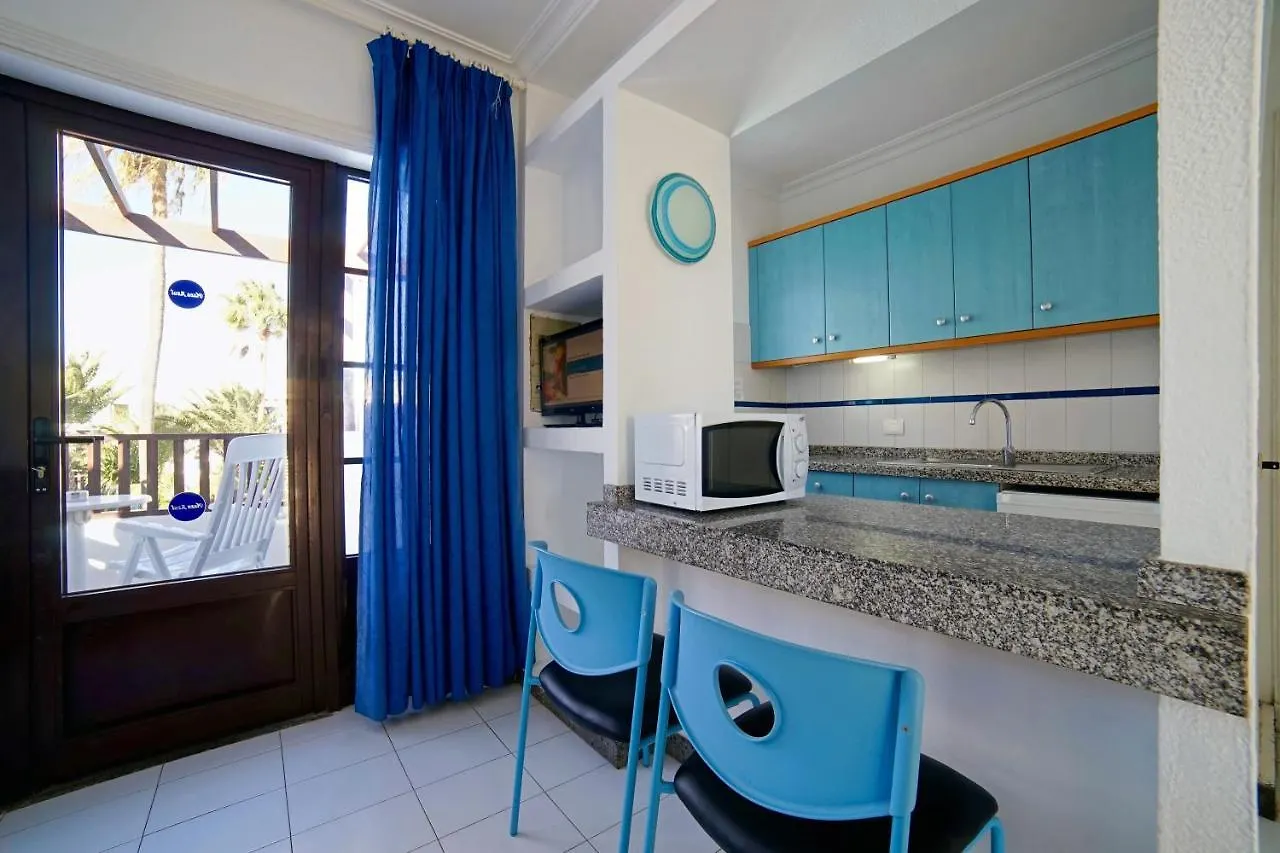 Plaza Azul Aparthotel Puerto del Carmen  2*, Puerto del Carmen (Lanzarote)
